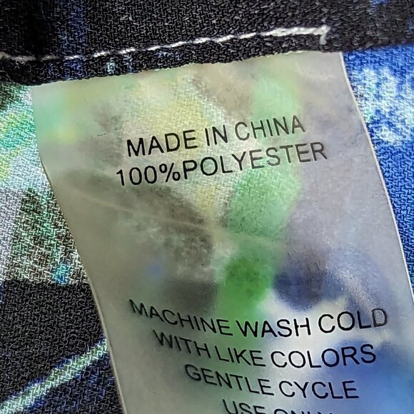 Vince Camuto Petite Small white blue green sleeveless abstract print blouse - Picture 8 of 10